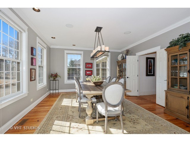 828 Glenview Rd, Glenview, IL 60025 photo 9