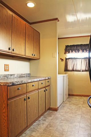 623 E Penn St, Hoopeston, IL 60942 photo 8