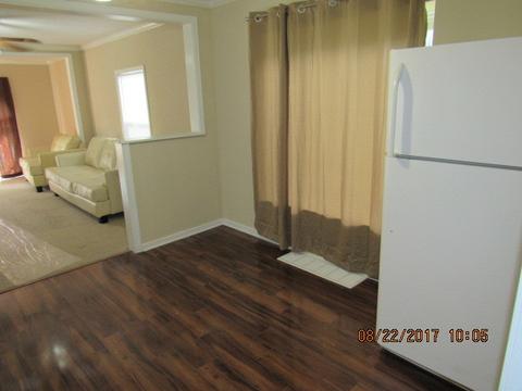 407 Scribner St, Joliet, IL 60432 photo 9