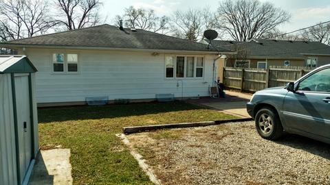 322 W 4th St, Spring Valley, IL 61362 photo 2