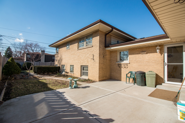 2048 Webster Ln, Des Plaines, IL 60018 photo 14