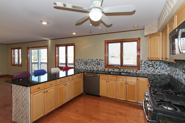 11952 Devonshire St, Algonquin, IL 60102 photo 7