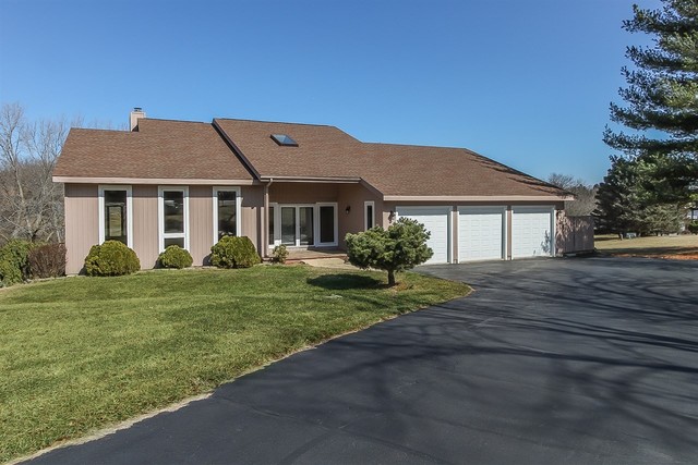 11952 Devonshire St, Algonquin, IL 60102 photo 1