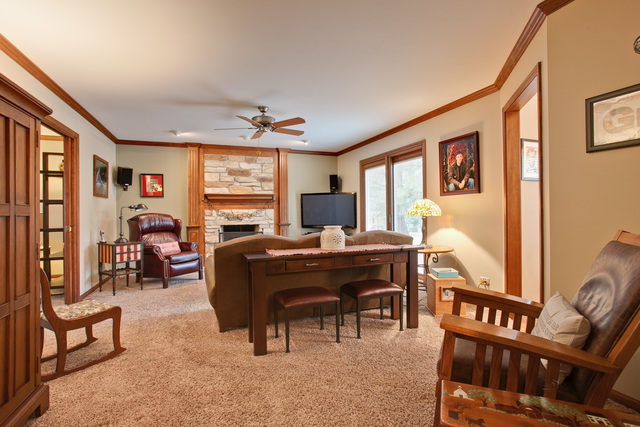 233 Perth Rd, Cary, IL 60013 photo 5