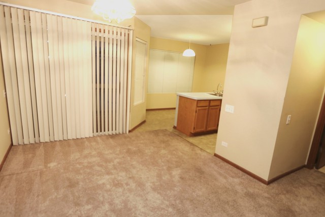 2247 Dawson Ln, Algonquin, IL 60102 photo 4