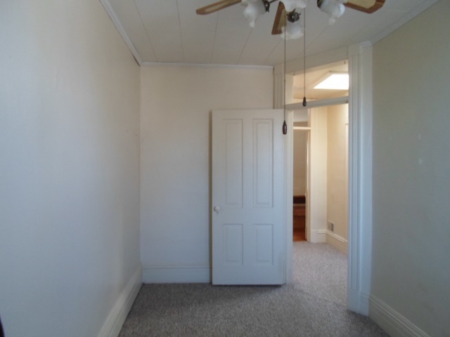 11365 S Champlain Ave, Chicago, IL 60628 photo 13
