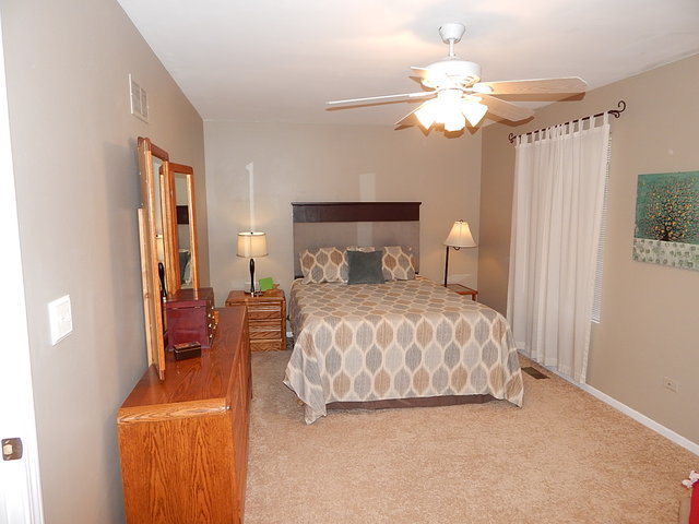 2131 Colorado Ave, Elgin, IL 60123 photo 11