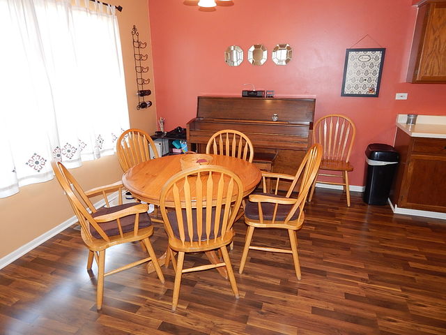 2131 Colorado Ave, Elgin, IL 60123 photo 5
