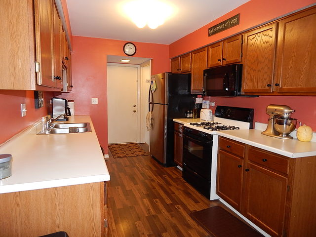 2131 Colorado Ave, Elgin, IL 60123 photo 7
