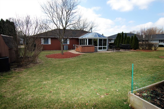 203 Heritage Dr, Minooka, IL 60447 photo 18
