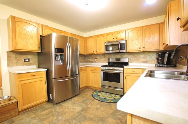 1613 Mountain Ridge Pass, Plainfield, IL 60586 photo 5