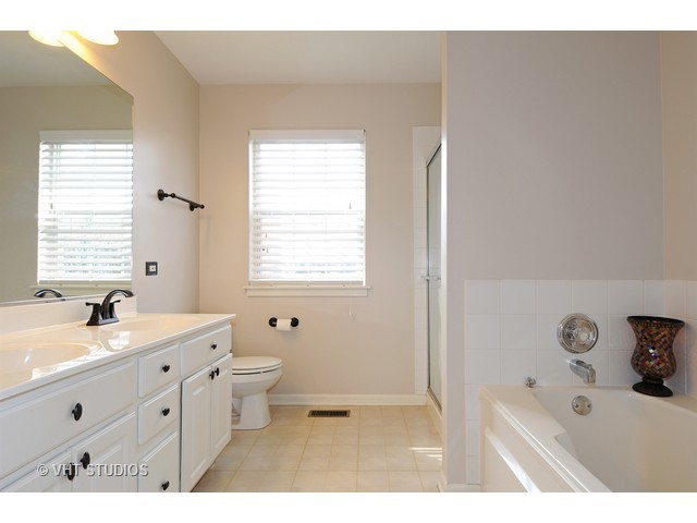 13002 Greenfield Dr, Plainfield, IL 60585 photo 14