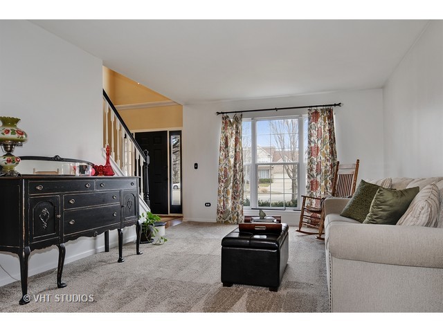 13002 Greenfield Dr, Plainfield, IL 60585 photo 7