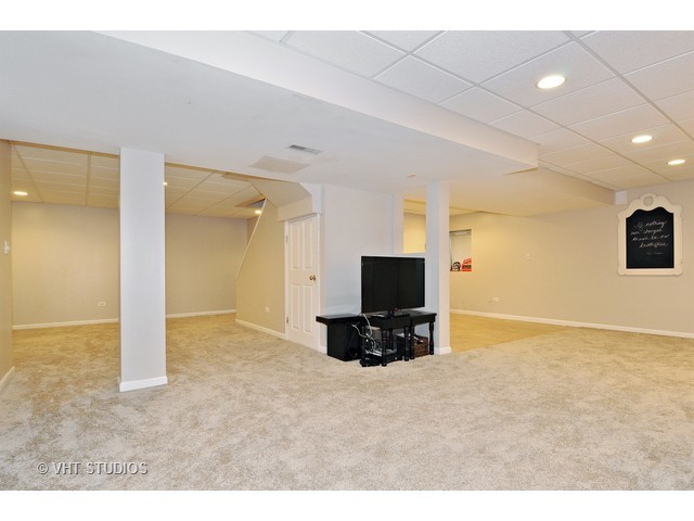 13002 Greenfield Dr, Plainfield, IL 60585 photo 11