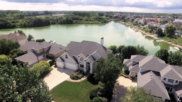 22711 Marina Dr, Plainfield, IL 60585 photo 2