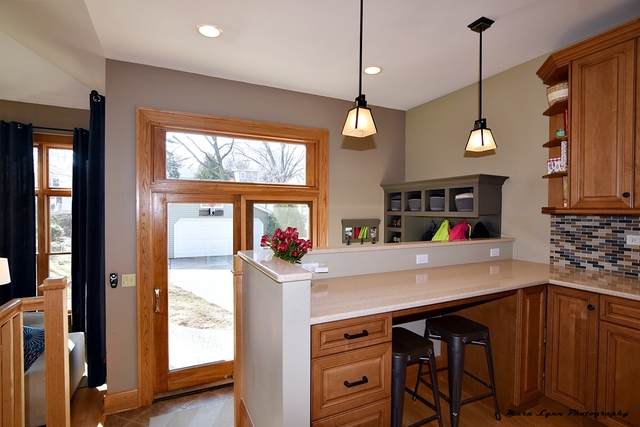 410 E Illinois St, Wheaton, IL 60187 photo 10
