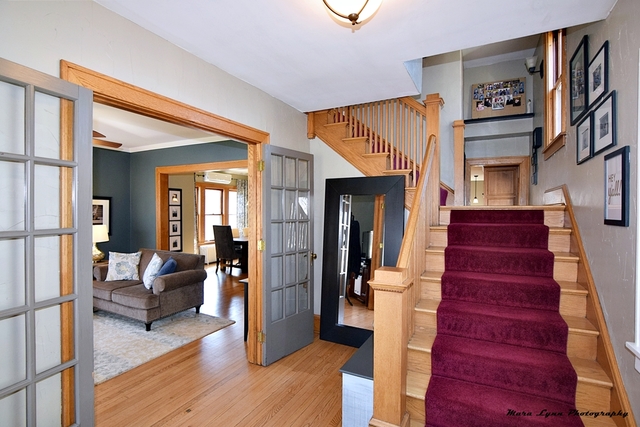 410 E Illinois St, Wheaton, IL 60187 photo 3