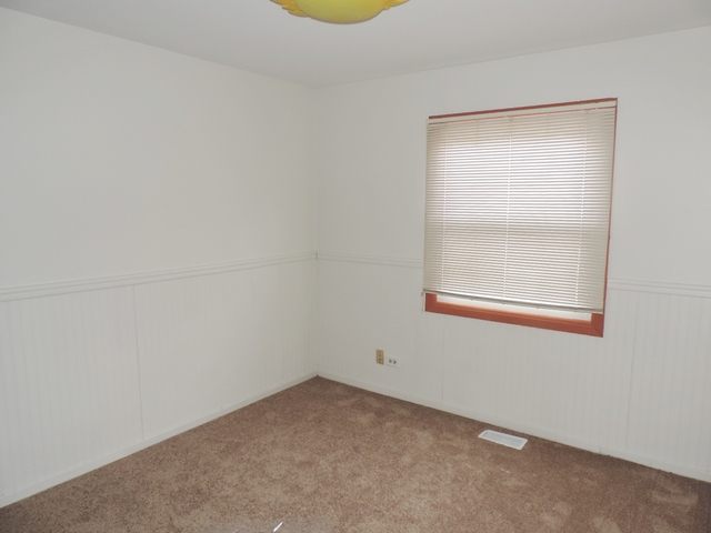 900 Island Ct, Bartlett, IL 60103 photo 12