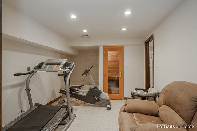 401 Blackhawk Rd, Riverside, IL 60546 photo 22