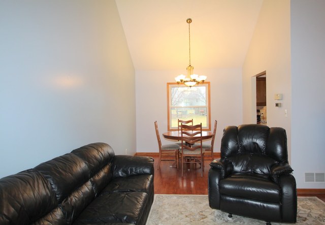 1706 N Donovan St, Mchenry, IL 60050 photo 3