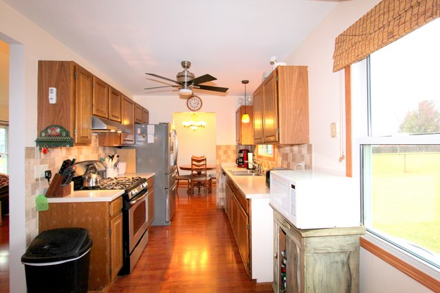 1706 N Donovan St, Mchenry, IL 60050 photo 5