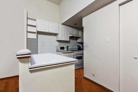 3119 S Benson St, Chicago, IL 60608 photo 3
