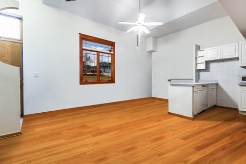 3119 S Benson St, Chicago, IL 60608 photo 2