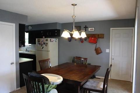 908 N Prairie View Dr, Kankakee, IL 60901 photo 5