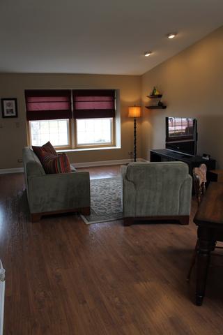 2483 Fox Dr, Aurora, IL 60506 photo 3