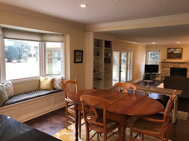 2 Dover Dr, Oak Brook, IL 60523 photo 8