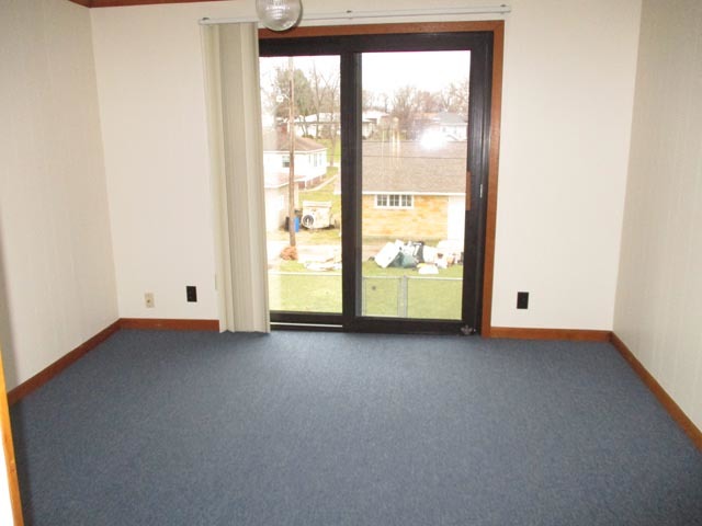 120 E 5th St, Spring Valley, IL 61362 photo 8