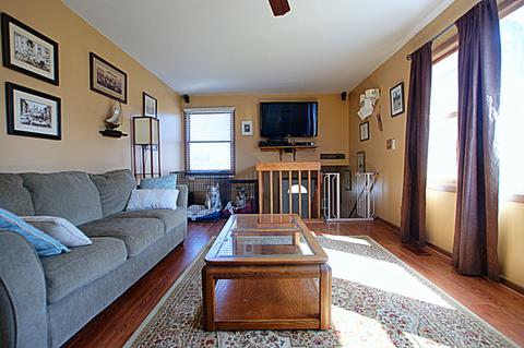 26357 W Central Rd, Ingleside, IL 60041 photo 2