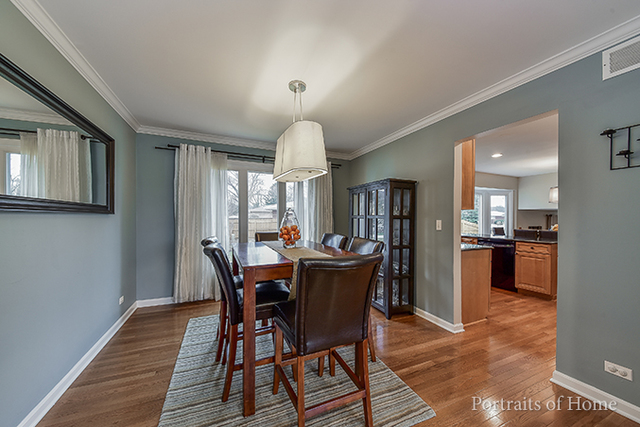 1405 N Summit St, Wheaton, IL 60187 photo 4
