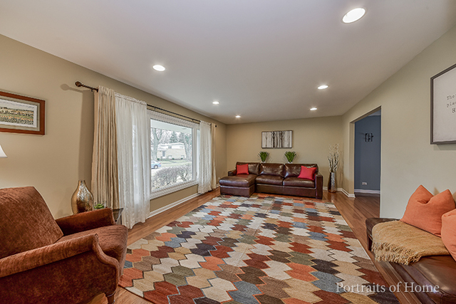 1405 N Summit St, Wheaton, IL 60187 photo 3