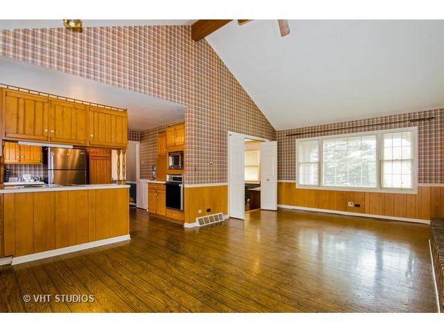 3708 Paulson Rd, Harvard, IL 60033 photo 8