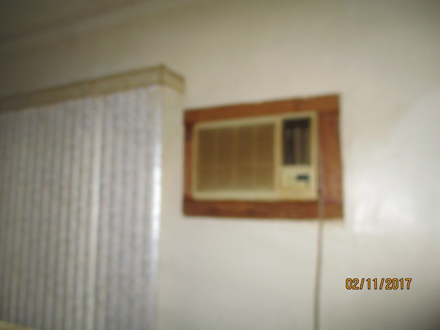 1423 E Oak St, Kankakee, IL 60901 photo 5