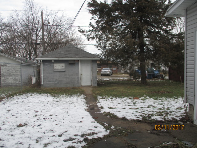 1423 E Oak St, Kankakee, IL 60901 photo 6