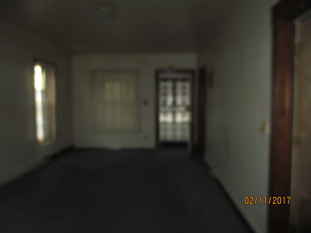 1423 E Oak St, Kankakee, IL 60901 photo 11