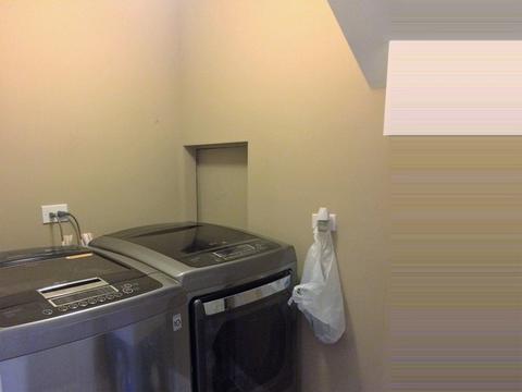 130 Berkshire Dr, Wheeling, IL 60090 photo 19