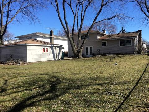 130 Berkshire Dr, Wheeling, IL 60090 photo 4