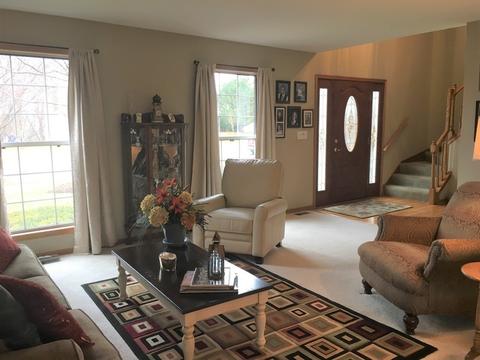 40 Ivanhoe Ln, Cary, IL 60013 photo 9