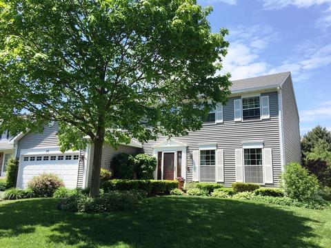 40 Ivanhoe Ln, Cary, IL 60013 photo 1