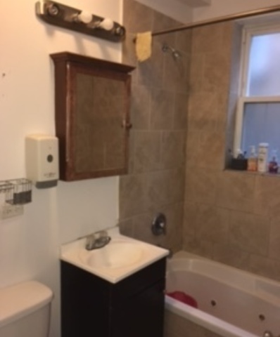 6321 N Artesian Ave #2E, Chicago, IL 60659 photo 6