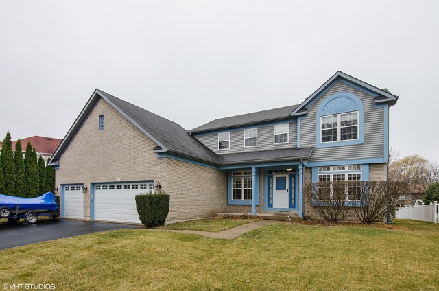 810 Hackberry Ln, Algonquin, IL 60102 photo 1