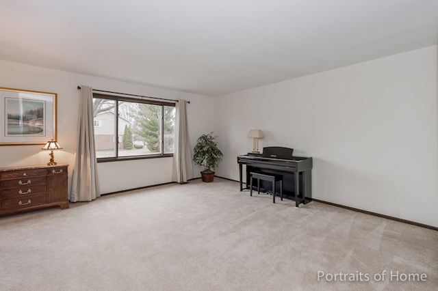 1502 Blackburn St, Wheaton, IL 60189 photo 6