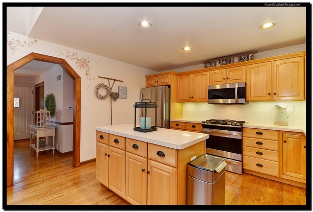 540 W Eggerding Dr, Addison, IL 60101 photo 9