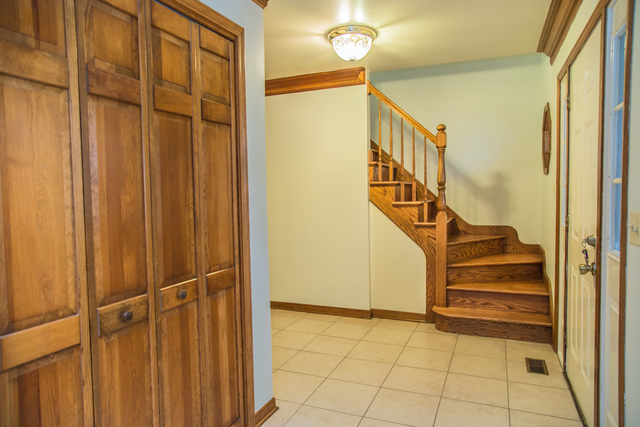520 Hampton Cir, Bartlett, IL 60103 photo 20