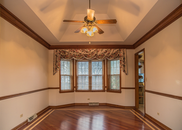 520 Hampton Cir, Bartlett, IL 60103 photo 6