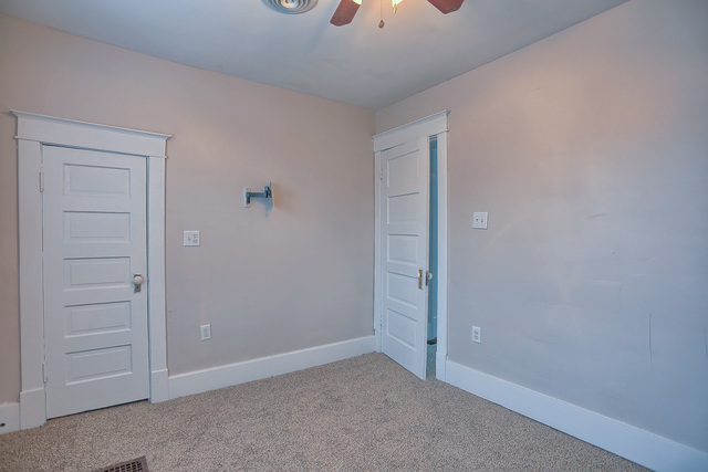 402 N Edwin St, Champaign, IL 61821 photo 14