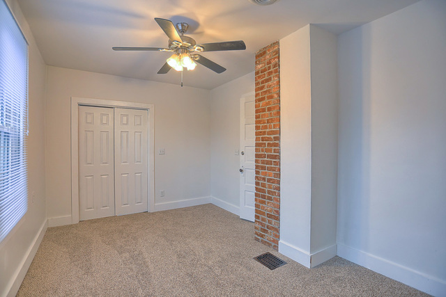 402 N Edwin St, Champaign, IL 61821 photo 13